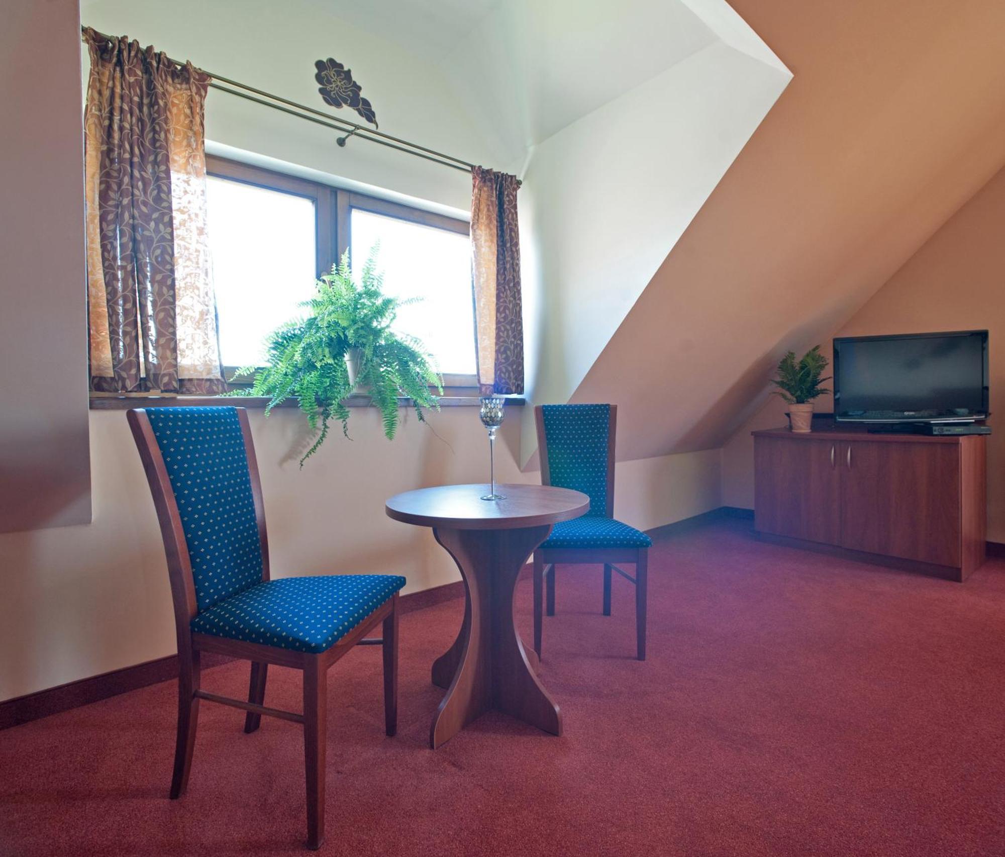 Hotel Concordia ポドグジン エクステリア 写真