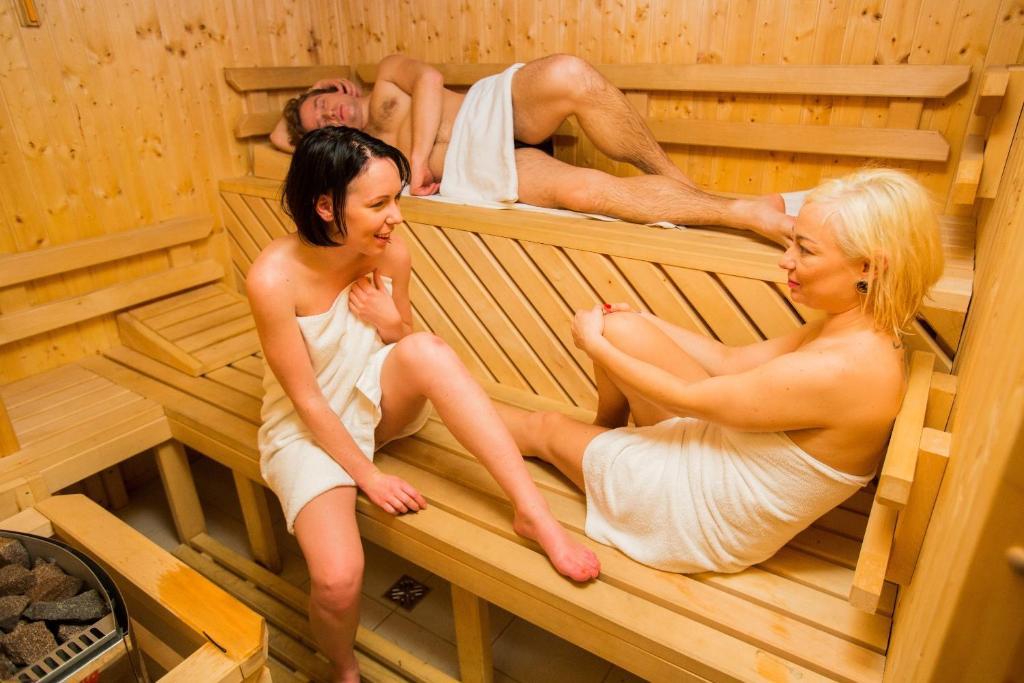 Hotel Concordia ポドグジン エクステリア 写真